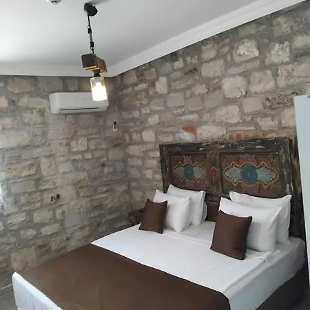 Hotel Eski *